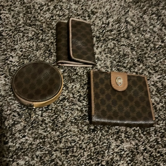 Needs some love been used, Celine Macadam coins purse, key holder and Wallet - Picture 6 of 6
